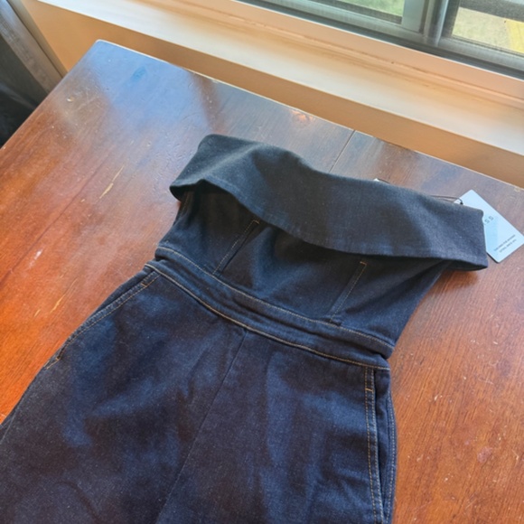 Reiss Womenswear TIGGIE DENIM STRAPLESS WIDE LEG JUMPSUIT Size 2! - Picture 3 of 7